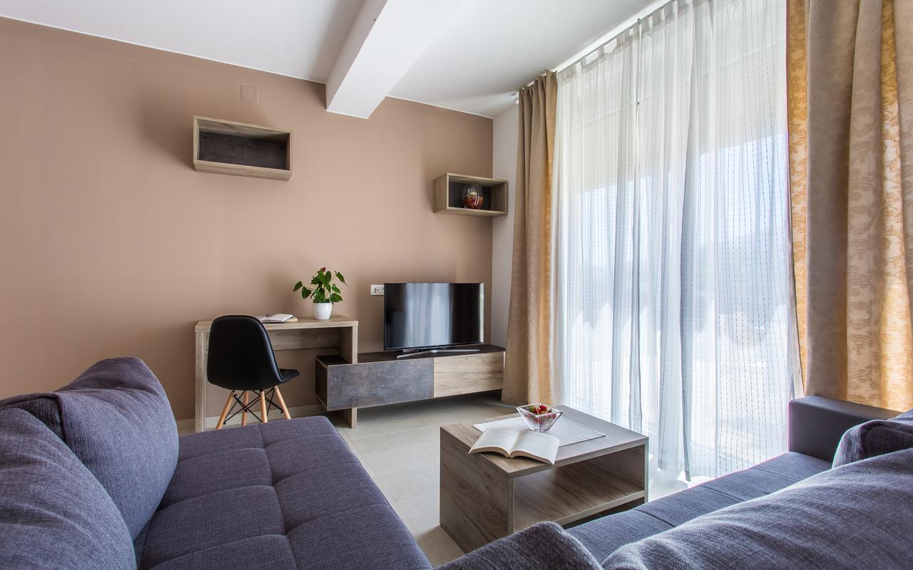 Apartments Viktorija 2 บัชกา ภายนอก รูปภาพ