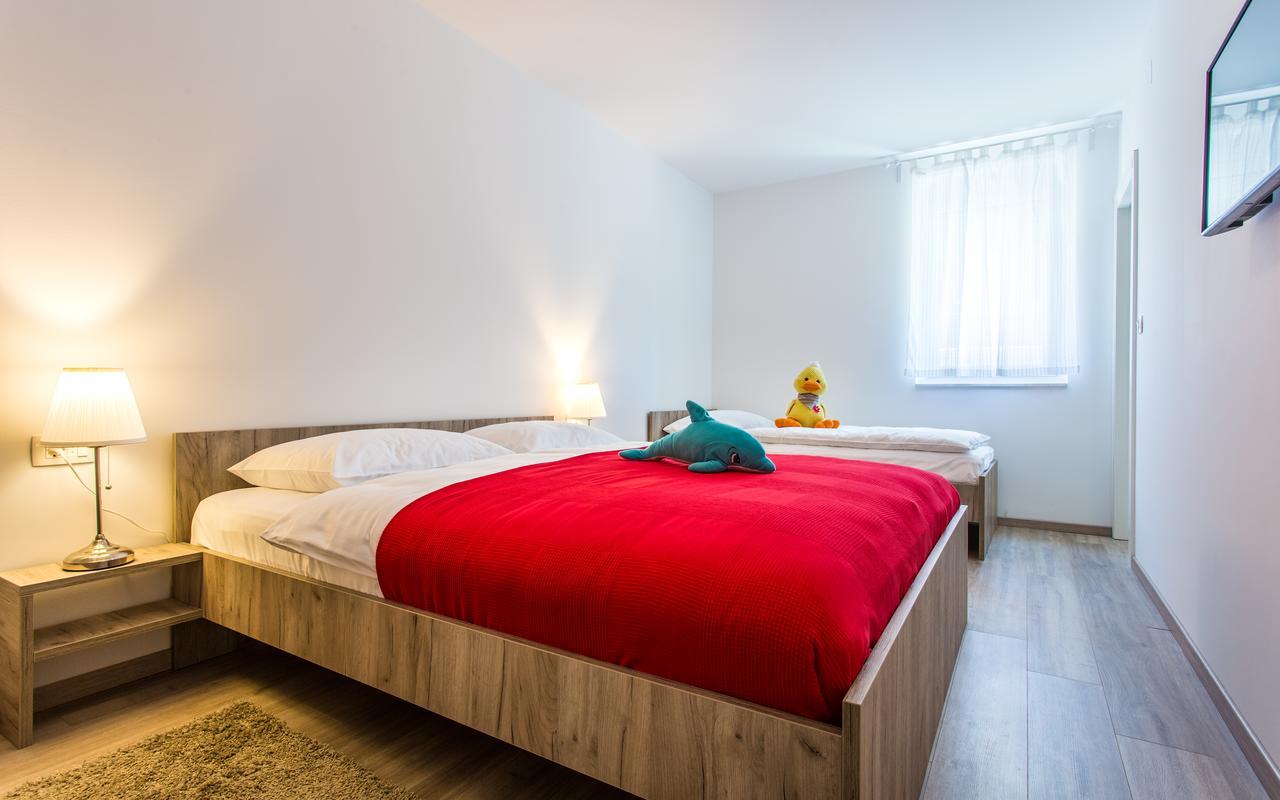 Apartments Viktorija 2 บัชกา ภายนอก รูปภาพ