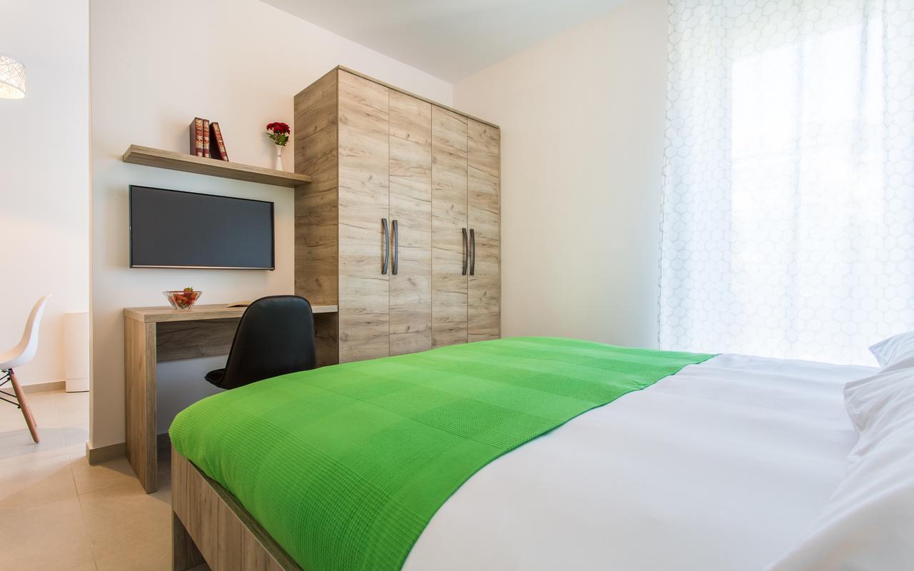 Apartments Viktorija 2 บัชกา ภายนอก รูปภาพ