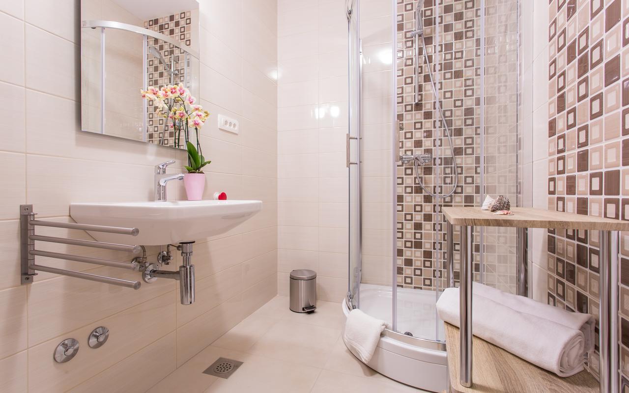 Apartments Viktorija 2 บัชกา ภายนอก รูปภาพ