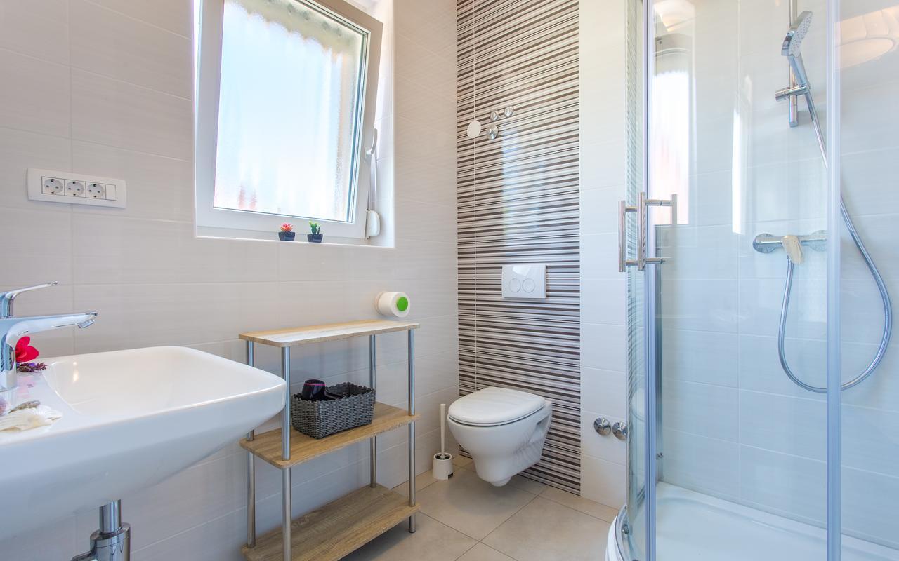 Apartments Viktorija 2 บัชกา ภายนอก รูปภาพ