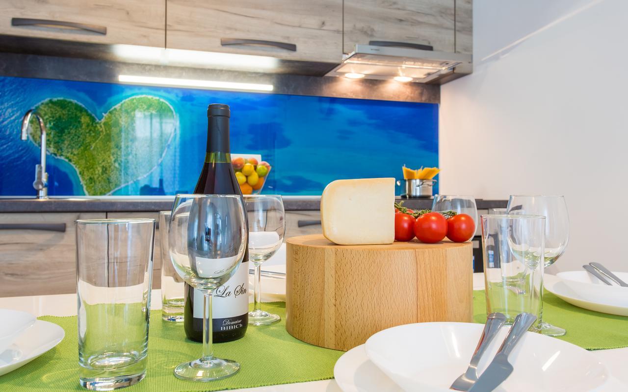 Apartments Viktorija 2 บัชกา ภายนอก รูปภาพ