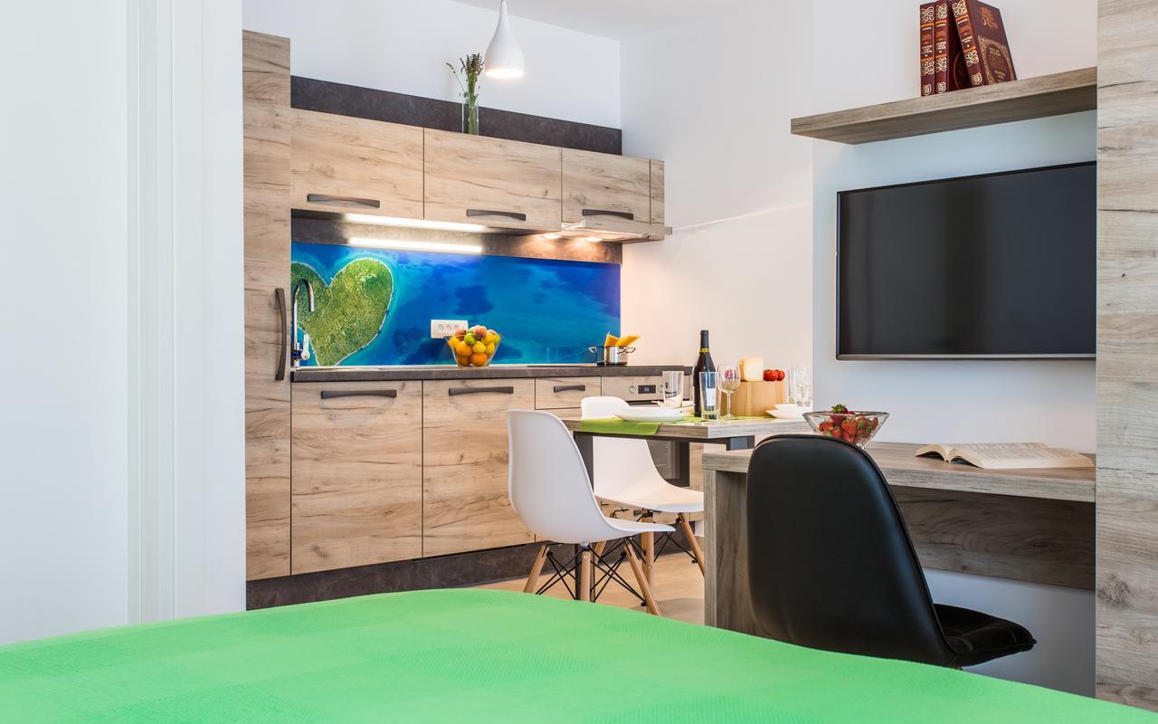 Apartments Viktorija 2 บัชกา ภายนอก รูปภาพ