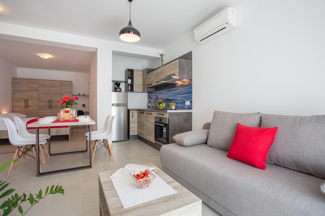 Apartments Viktorija 2 บัชกา ภายนอก รูปภาพ